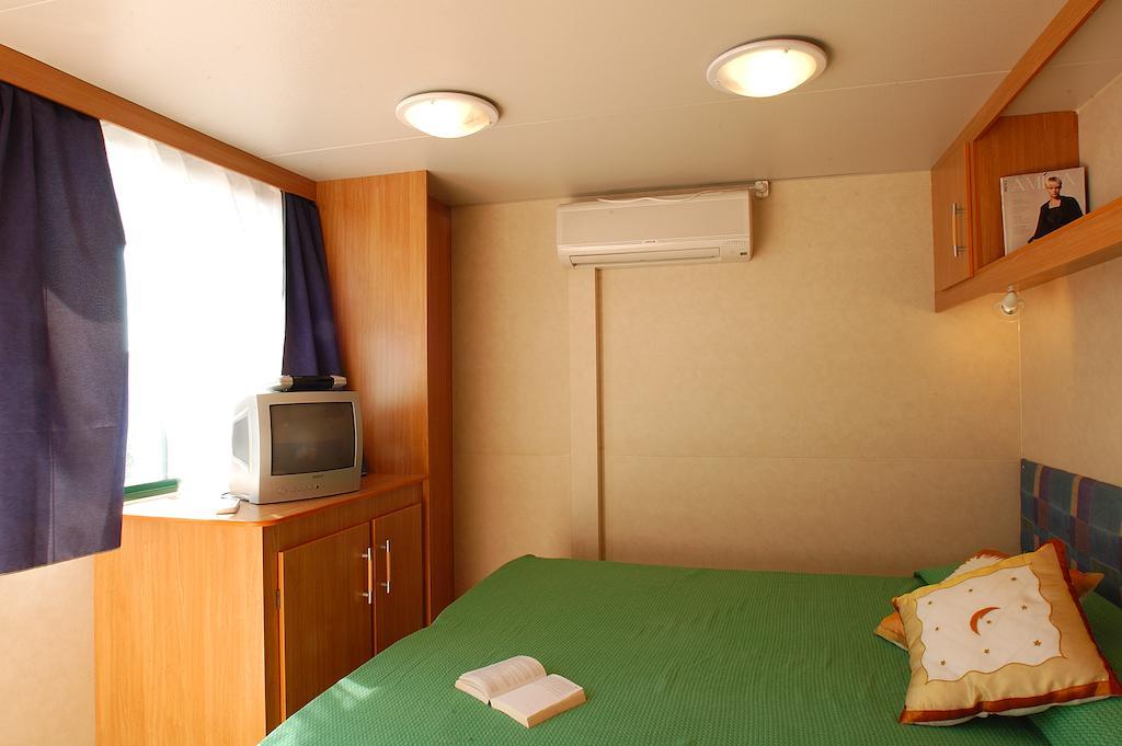 Camping Edy ディアーノ・マリーナ 部屋 写真